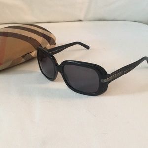 Burberry sunglasses with case!